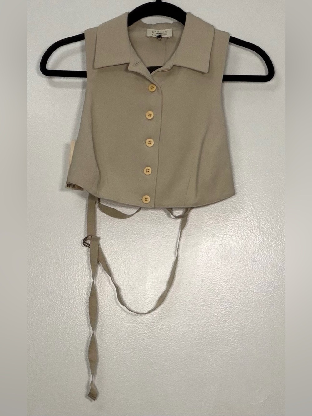 🆕 Cropped Cream Button-Front Collared Camisole